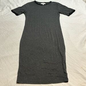 Forever 21 Gray T-Shirt Dress Short Sleeve Scoop Neck Black Trim Medium